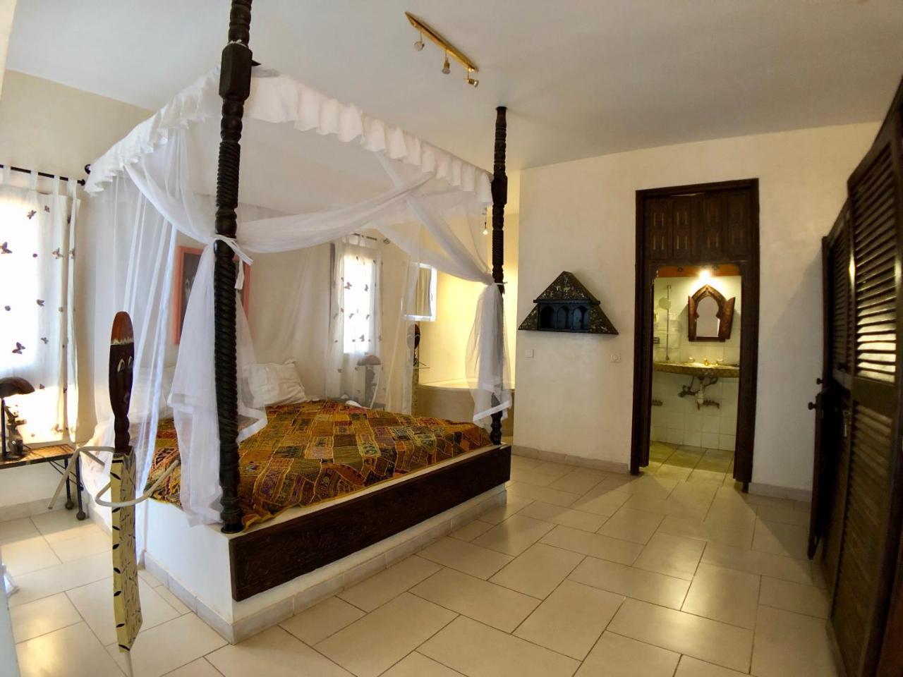 Hotel Le Clos Des Papillons Saly Portudal Ngoại thất bức ảnh