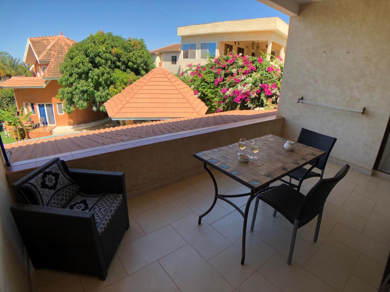 Hotel Le Clos Des Papillons Saly Portudal Ngoại thất bức ảnh